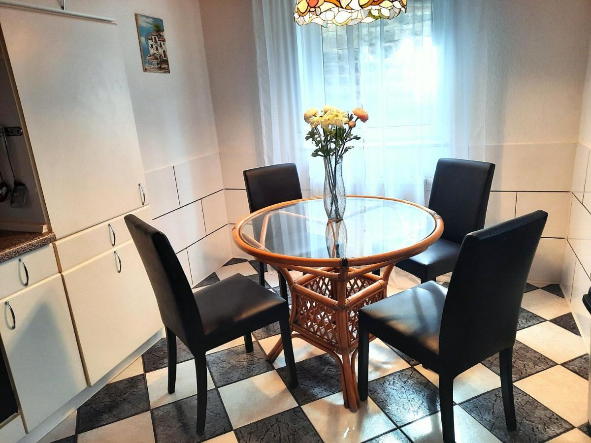 Apartment De Luxe 73 Qm Mit 3 Und Terrasse